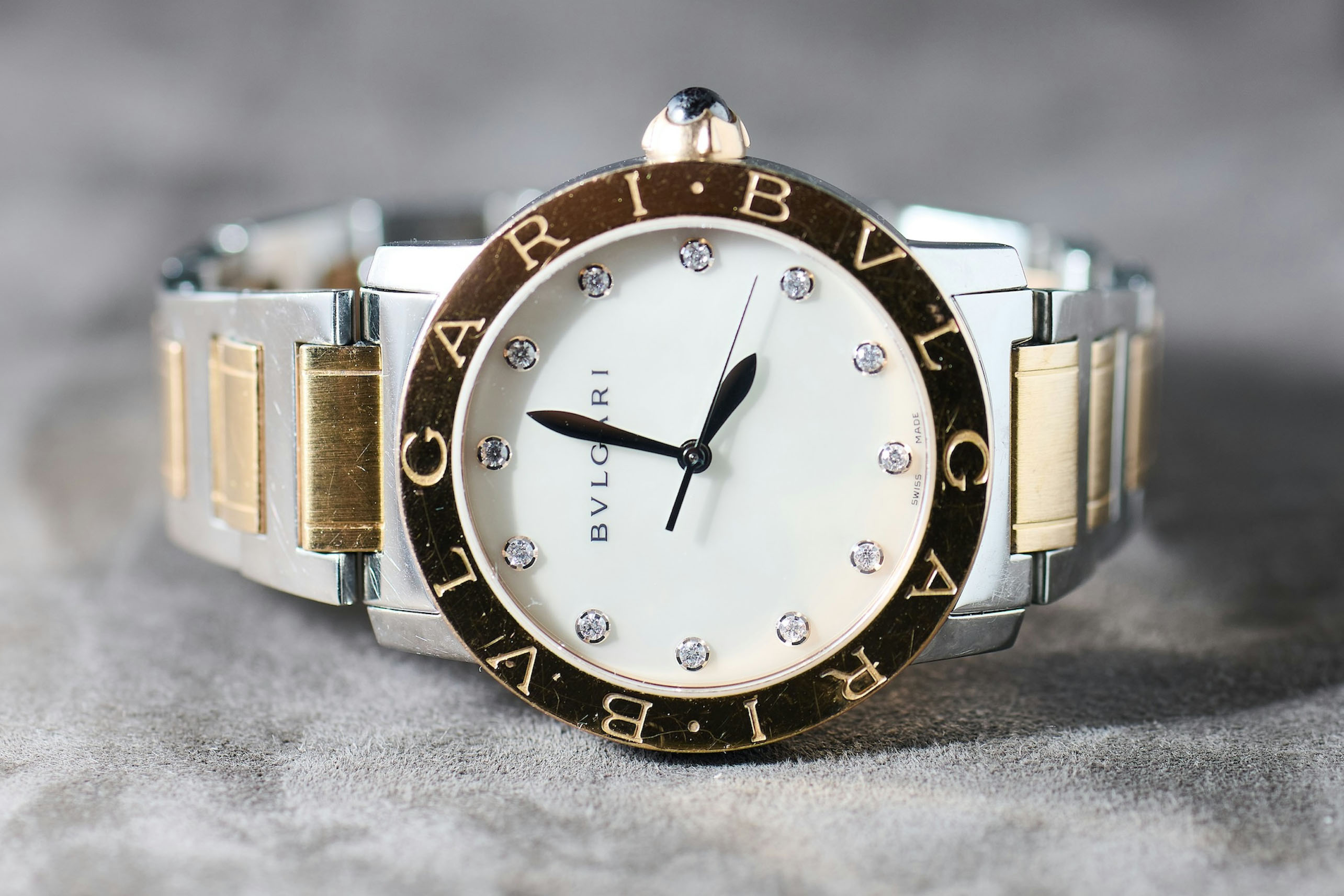 1983 AUDEMARS PIGUET ROYAL OAK QUARTZ For Sale by Auction in Paris