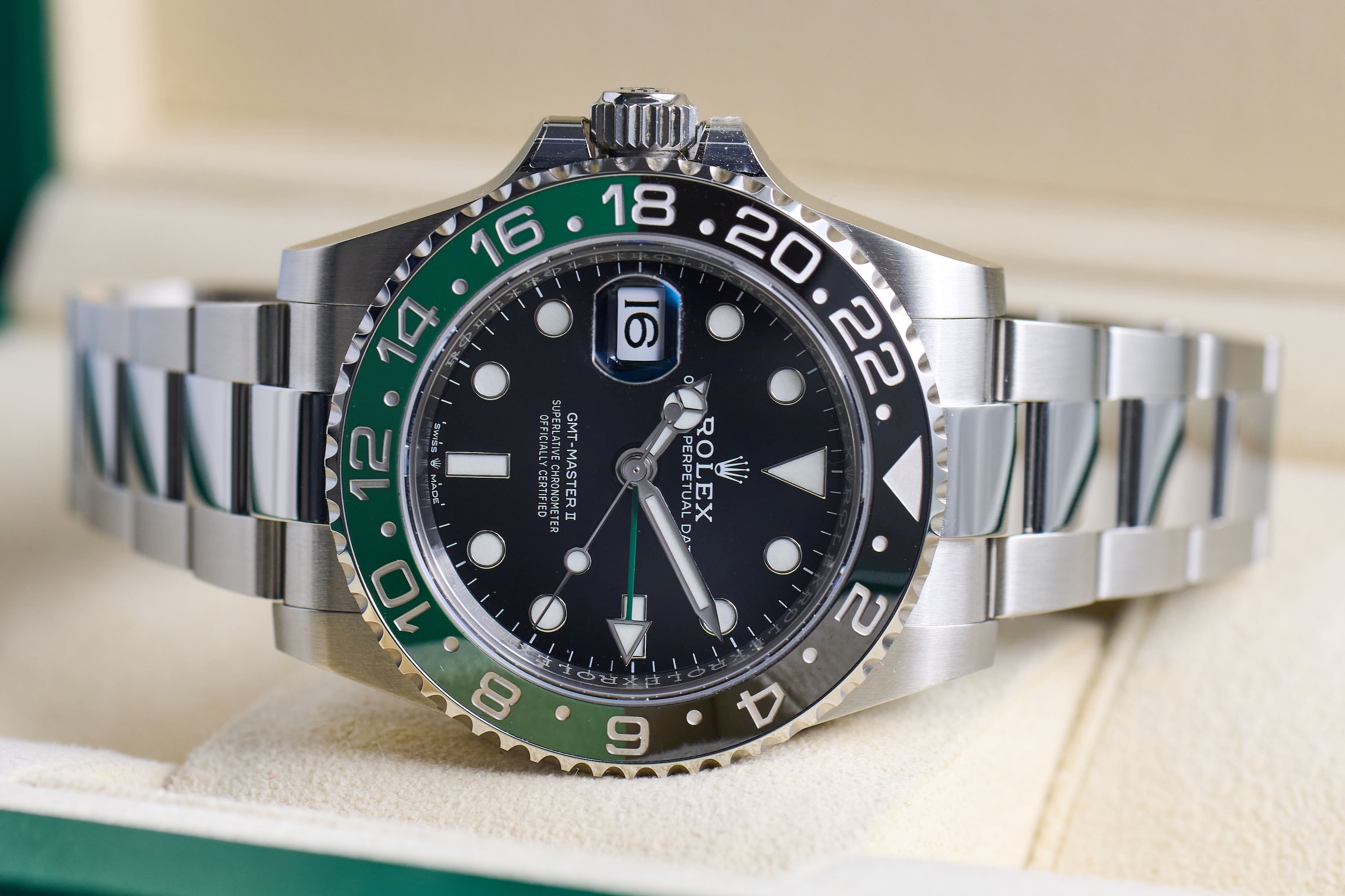 2000'S BACKES & STRAUSS REGENT For Sale by Auction in London, UK